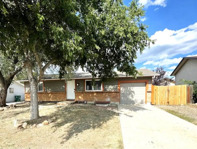 Building Photo - 387 Helena Cir Rental
