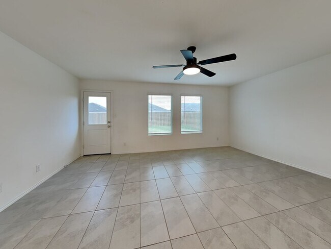 Photo - 1409 Dovekie Dr