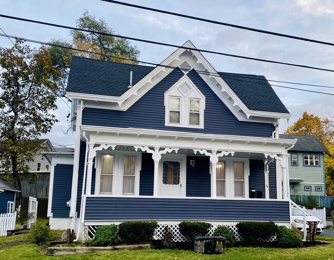 Photo - 24 N Chestnut St Unit 1 first floor