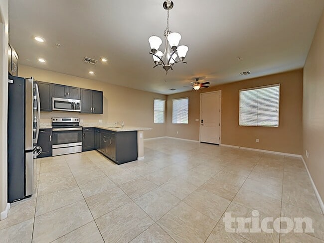 Photo - 12532 W Hummingbird Terrace