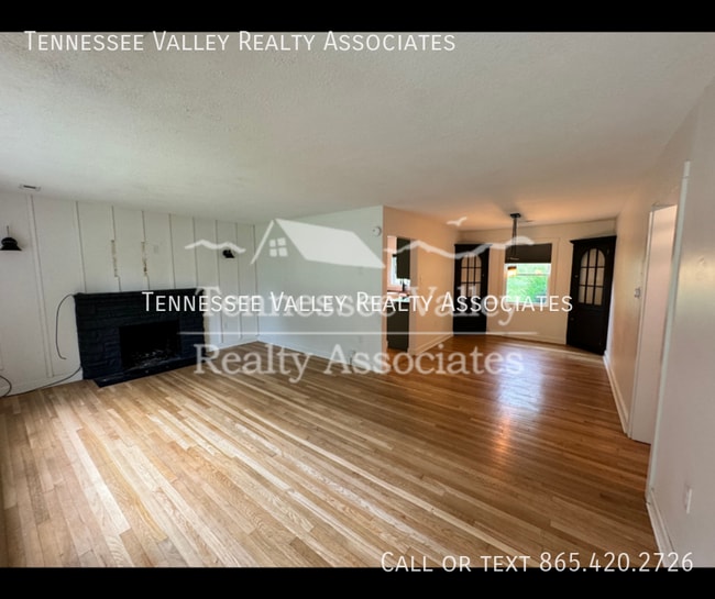Photo - 3919 Beverly Pl