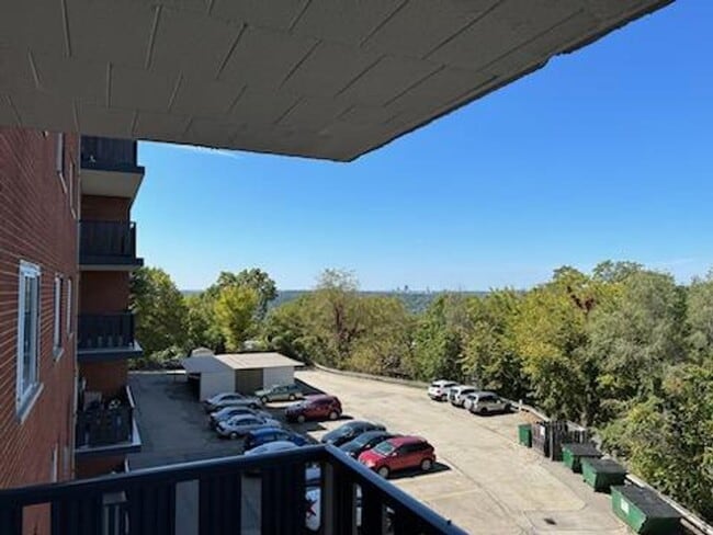 Carriage House Apartments