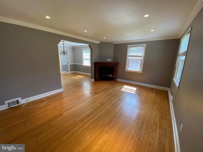 Photo - 14 Granville Dr