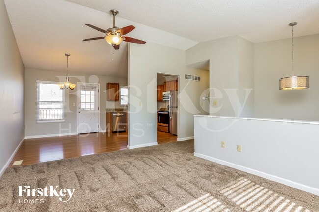 Photo - 3201 Lupine Dr