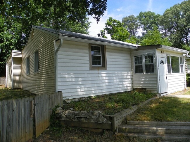 Building Photo - 5111 Kennebunk Ter