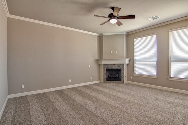 Photo - Beautiful Foster Signature Home in Great Location!