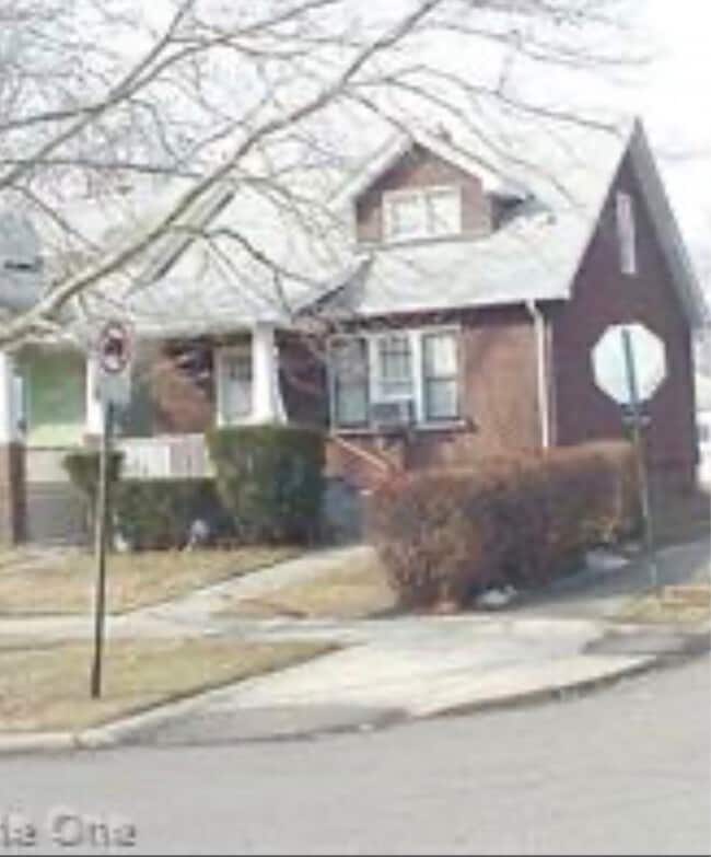 Building Photo - 19265 Riopelle St