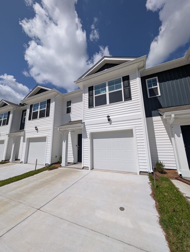 Building Photo - NEW 3BR Townhome in Conway – Long Term Rental, South Carolina