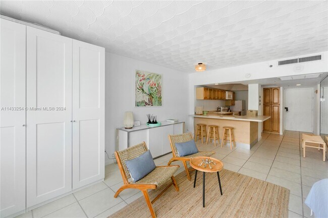 Photo - 100 Lincoln Rd Unidad 1039