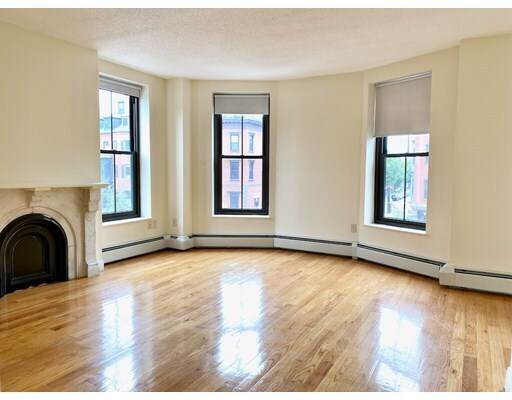 Photo - 586 Massachusetts Ave