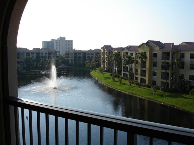 Photo - 200 Uno Lago Dr Unit 201