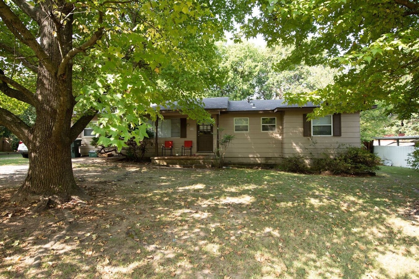 Photo - Great Location