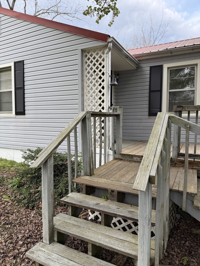 Photo - 5046 Bearden Rd