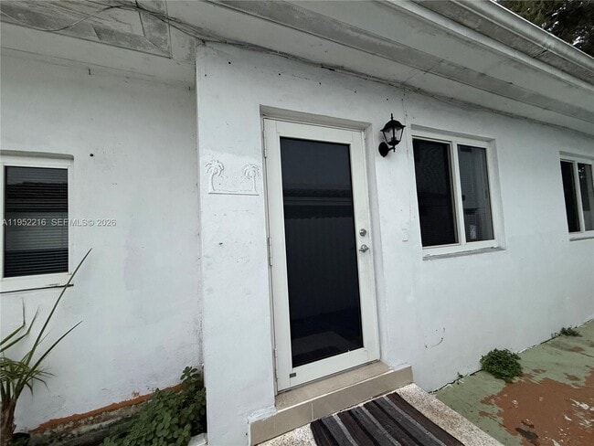 Photo - 1122 NW 32nd Ct Unidad Front