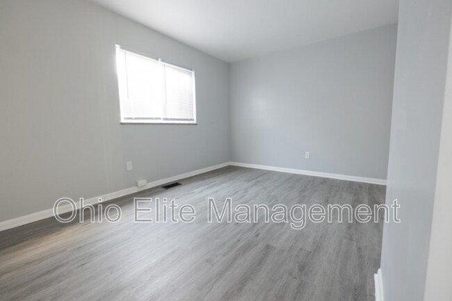 Photo - 1029 Binns Blvd