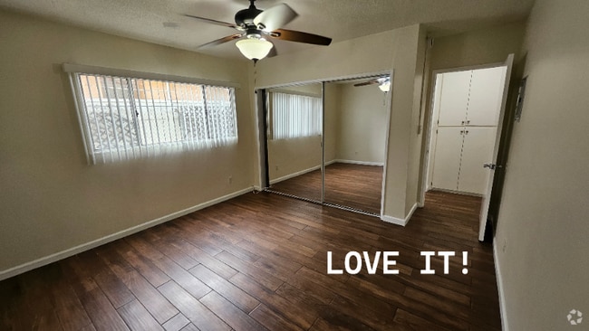 Building Photo - 866 W 126th St Rental