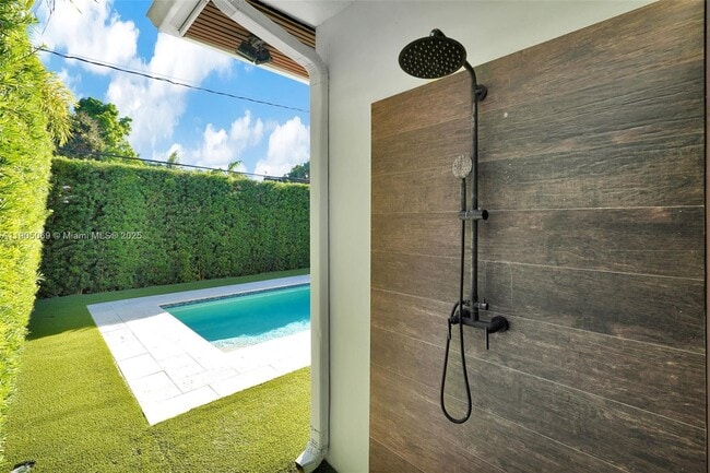 Photo - 397 Harbor Ct