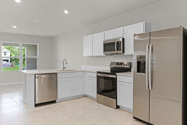 2404 Mercury Wy