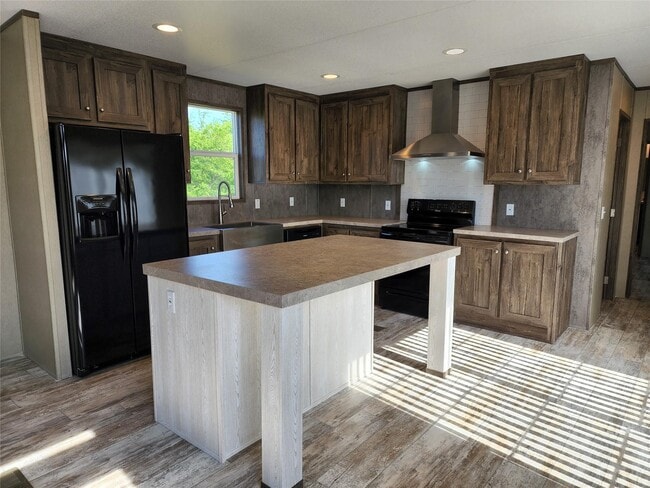 Photo - 415 County Rd 3560