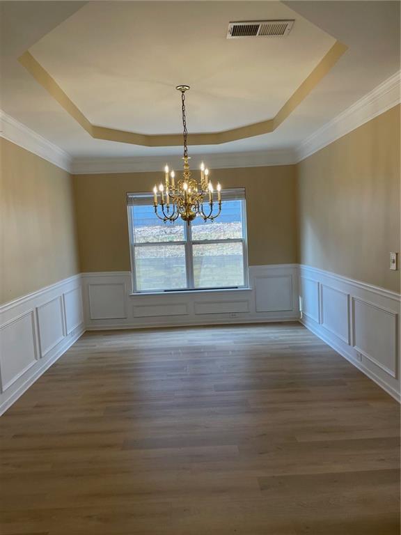 Photo - 1265 Wondering Way