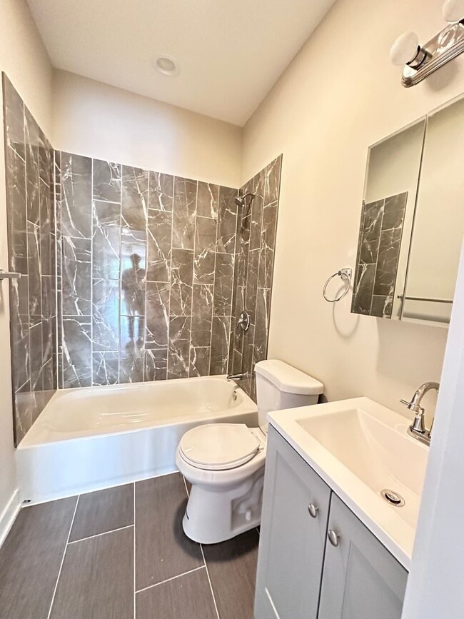 Photo - 22 N Parkside Ave Unit 22 N Parkside Ave -  G