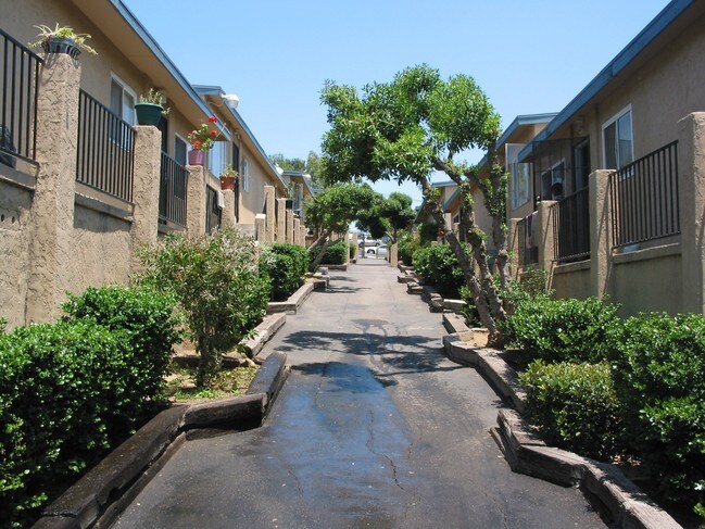 Casa Serena Apartments