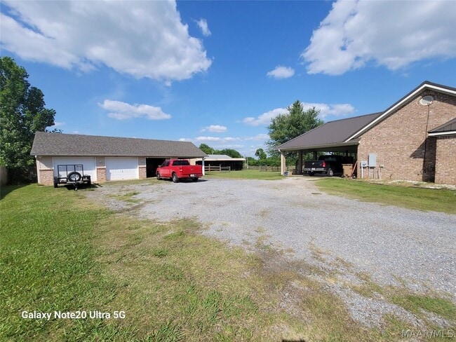 Photo - 77 Groves Ln