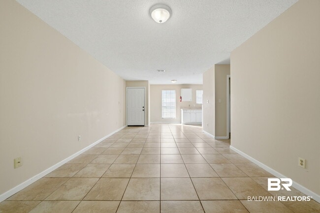 Photo - 6415 Schoel Ln