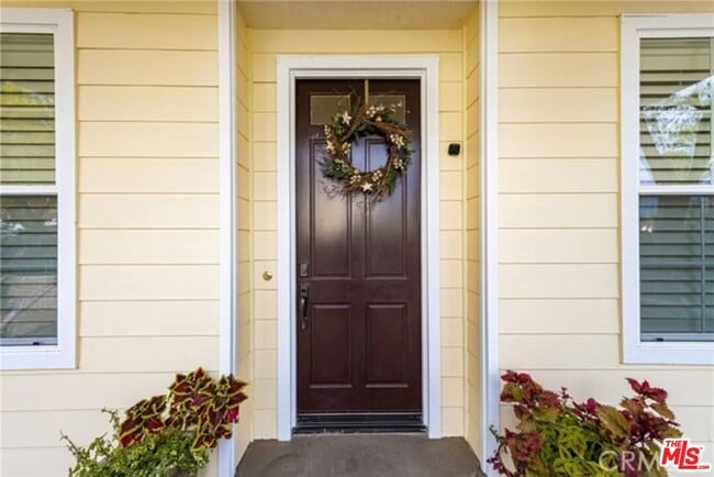 Photo - 2088 Ward St