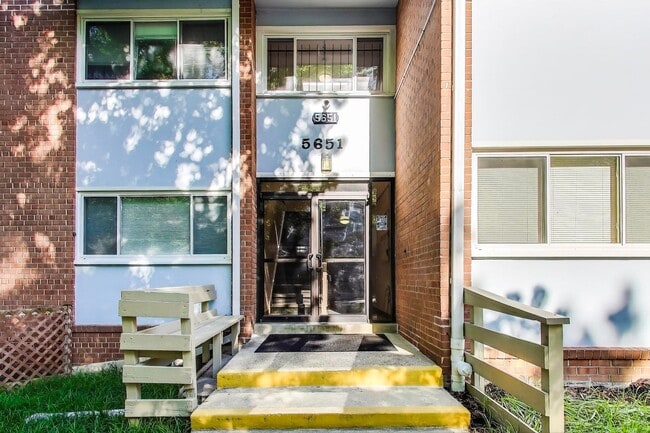 Photo - 5651 Kennedy St Apartment
