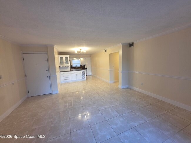 Photo - 189 Cambridge Ln