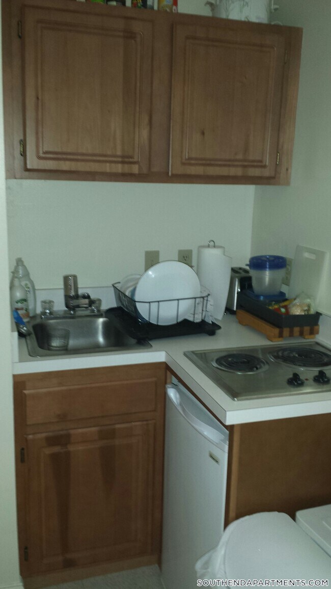 Building Photo - 461 Massachusetts Ave