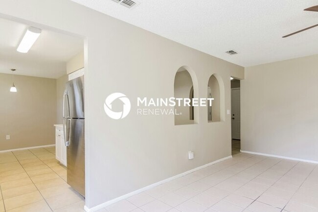4 Bedroom Pet-Friendly Home in Winter Haven, FL with Main Street Renewal