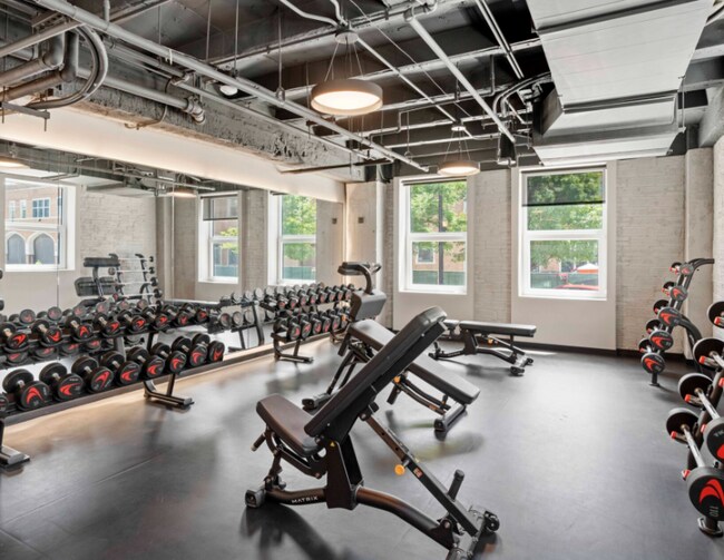 Photo - 1601 W Lake St