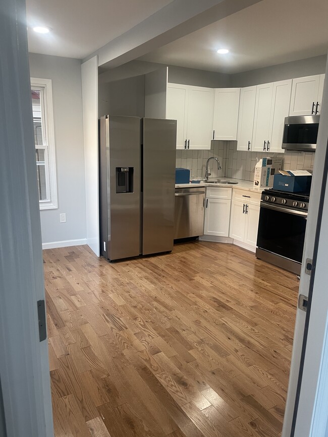 Photo - 422 Cherry St