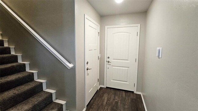 Photo - 8803 SW 45th St