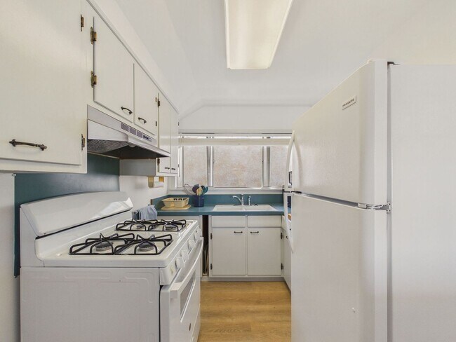 Photo - 2430 Webster St Unit A