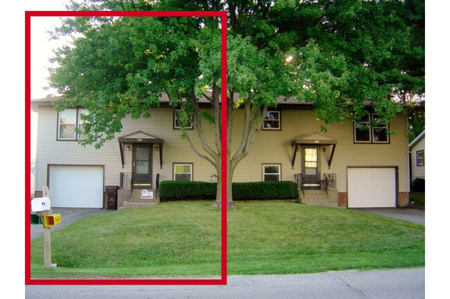 Building Photo - 670 Anita Ave