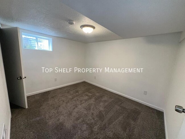 Photo - 3816 Clinton Ave