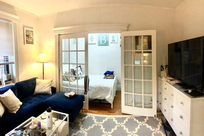 Photo - 1111 Boylston St