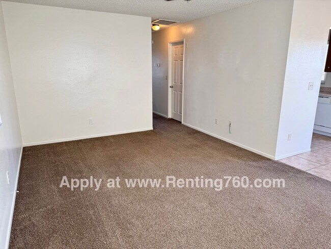 Photo - 6455 Linda Lee Dr Unidad B - 6455 Linda Lee Dr