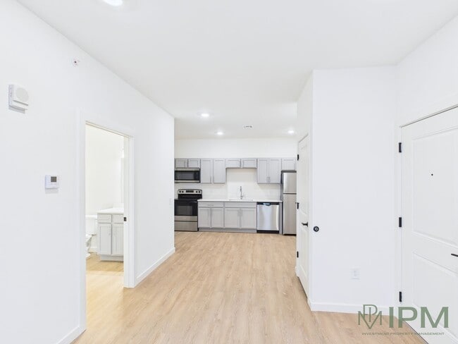 Photo - Fairway Flats Apartments