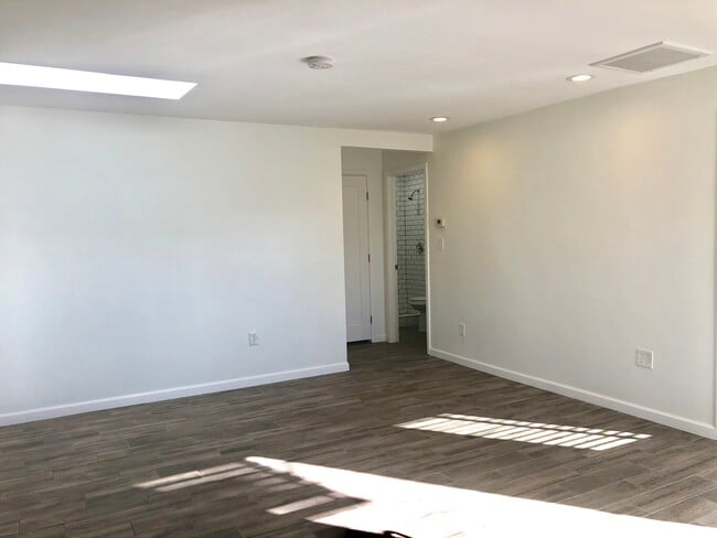 Photo - 3219 E Bermuda St Unit #1