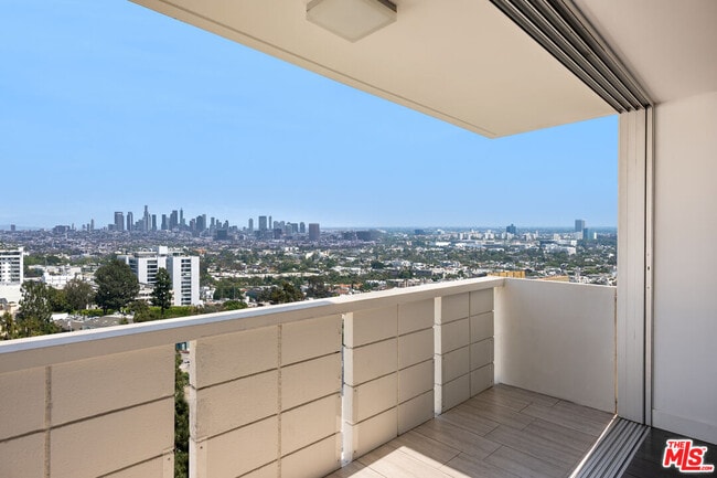 Photo - 8787 Shoreham Dr Unit 604