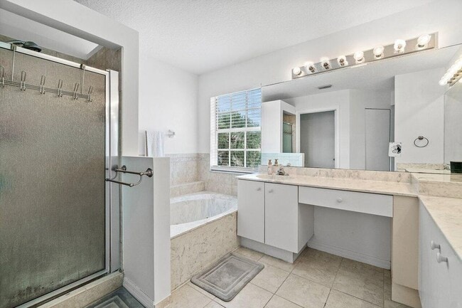 Photo - 139 Citrus Park Cir