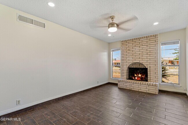 Photo - 2608 Dan Sikes Dr