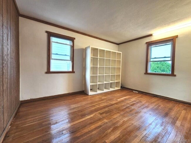 Photo - 74 Pomona Ave