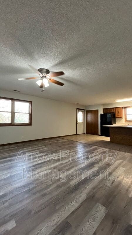 Photo - 1117 SW 10th Cir