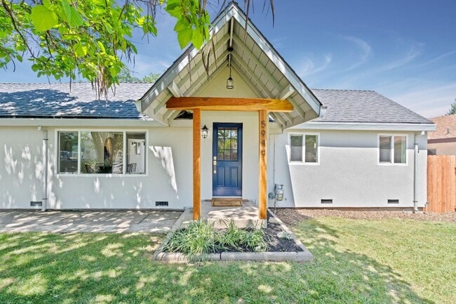 Beautiful Spacious Fully Remodeled Home in... - Beautiful Spacious Fully Remodeled Home in...