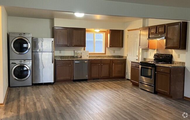 Building Photo - 2113 S Main St Rental